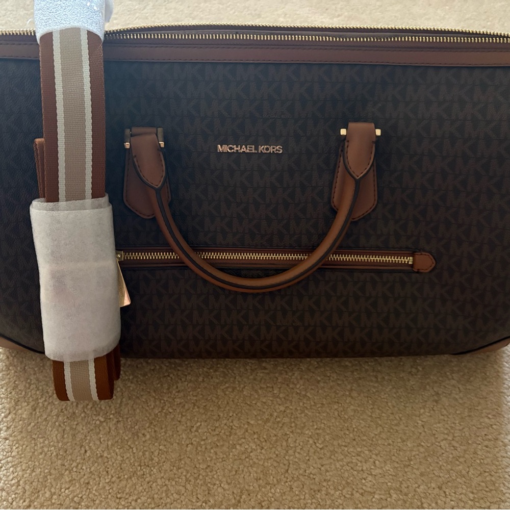 Michael Kors Jet Set Travel Women's Duffle Bag Extra Large - Brown